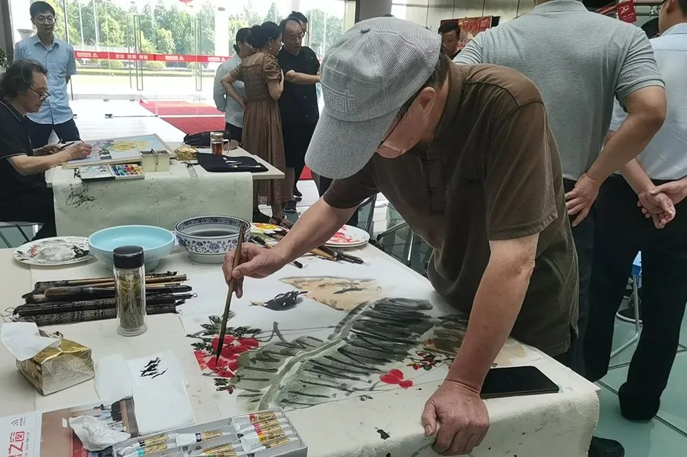 邗江政協藝術家慶賀邁安德二十耕耘